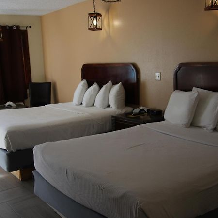 Townhouse Motel Lusk Екстериор снимка